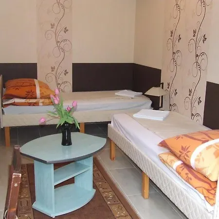 Peterfia Panzio Hotel